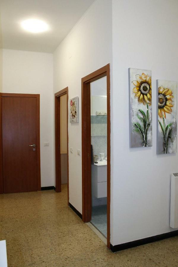 Down Town Cesar Apartment La Spezia Bagian luar foto