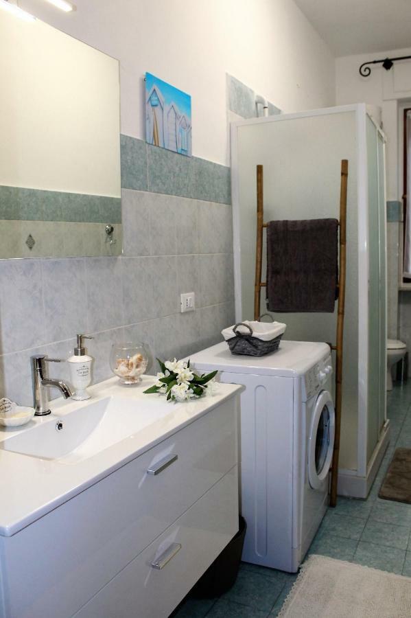 Down Town Cesar Apartment La Spezia Bagian luar foto